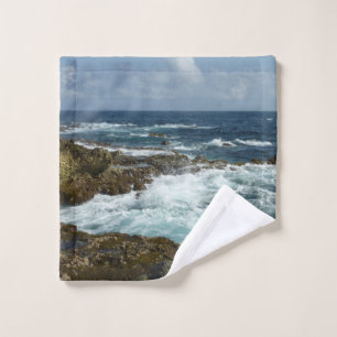 De Rocky Coast and Blue Ocean van Aruba Washandje
