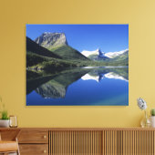 De Rocky Mountains weerspiegeld op Saint Mary Lake Canvas Afdruk (Insitu (Woonkamer))