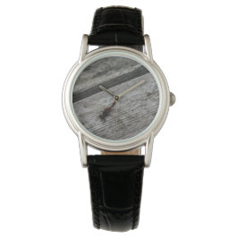 De rode dragonfly horloge