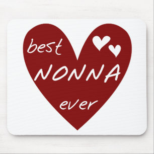 De rode giften van de T-shirts Nonna van het Hart Muismat