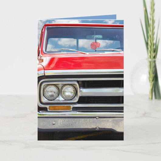 de rode retro vrachtwagen met verward dobbelt kaart (Voorkant)