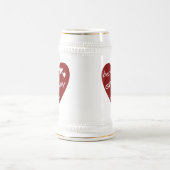 De rode T-shirts en de Giften van de Oma van het Bierpul (Center)