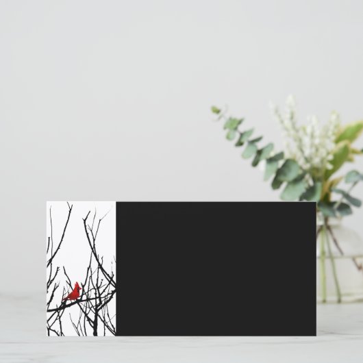 De rode vogel van Leslie Peppers (Staand voorkant)