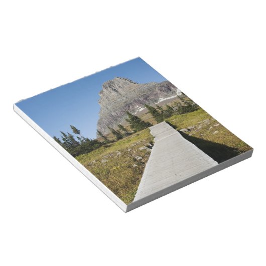 De route naar het uitzicht van het Verborgen meer Notitieblok (Schuin)