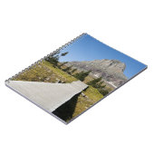 De route naar het uitzicht van het Verborgen meer Notitieboek (Linkerzijde)