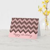 De roze en chocoladebruine verjaardag van het kaart (Gele Bloem)