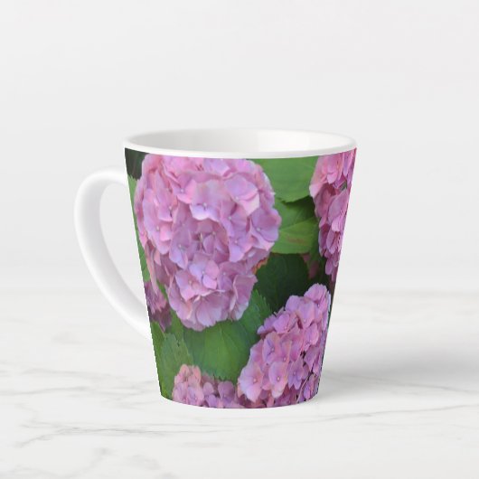 De roze Hortensia hydrangea struik Latte Mok (Linkerhoek)