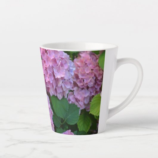 De roze Hortensia hydrangea struik Latte Mok (Rechts)