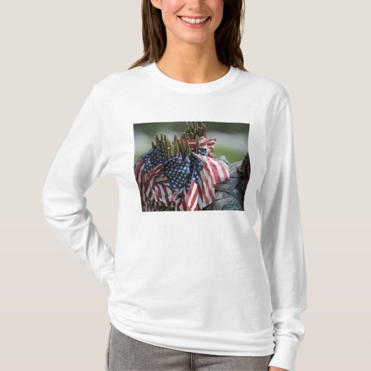 De rugzak van een soldaat van het leger t-shirt (Voorkant)