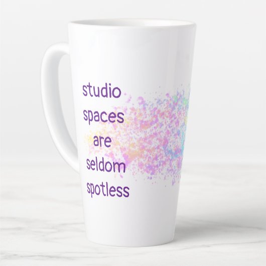 "De ruimten van de Studio zijn zelden machteloos"  Latte Mok (Linkerhoek)