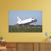 De ruimtependelAtlantis raken aan baan 3 Canvas Afdruk (Insitu (Woonkamer))