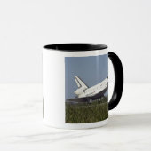 De ruimtependelAtlantis raken aan baan 3 Mok (Voorkant rechts)