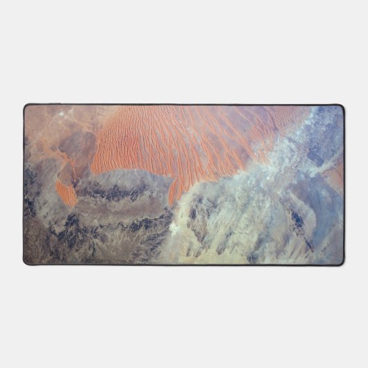 De Saharawoestijn in Algerije, Noord-Afrika. Bureaumat (Voorkant)