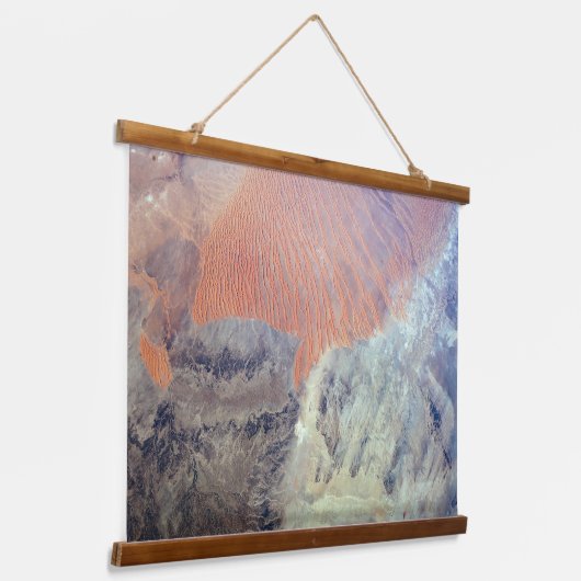 De Saharawoestijn in Algerije, Noord-Afrika. Hangend Wandkleed (Gebogen)