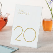 De Sawyer 20 Gold en White Table Number Reclamebord Met Voetstuk (Insitu)