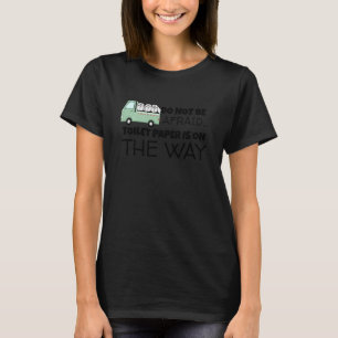 De schamele papierschaarste van het toiletpapier i t-shirt