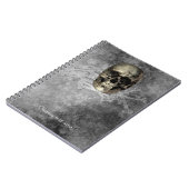 De schedel en een stapel Botten Halloween Gothic Notitieboek (Linkerzijde)
