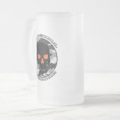 De schedelkrijger matglas bierpul (Voorkant links)