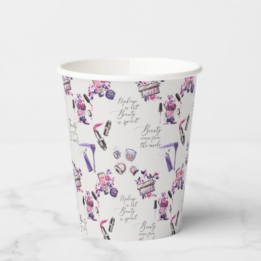 De schoonheid komt uit het binnenpatroon papieren bekers (Links)