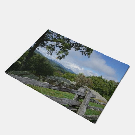 De schoonheid van de bergen van de Blauwe Ridge Deurmat (Schuin)