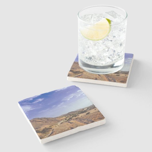 De schoonheid van de natuur onder een blauw stenen onderzetter (Zijkant)