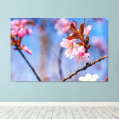 De schoonheid van verse kersenbloesem in de lente canvas afdruk (Insitu (Houten vloer))
