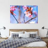 De schoonheid van verse kersenbloesem in de lente canvas afdruk (Insitu (Slaapkamer))