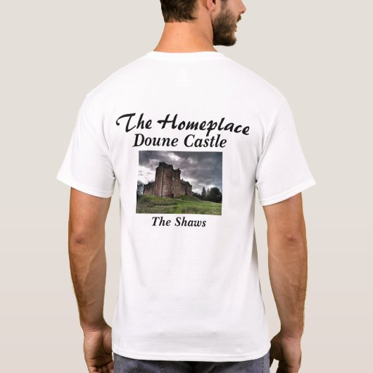 De Schotse deoune Castle Ancient Family T-shirt (Achterkant)