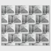 De schuur Vroege Sneeuw Herfst Zwart Wit Fotografi Cadeaupapier (Vlak)