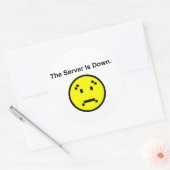 De server is omlaag ronde sticker (Envelop)