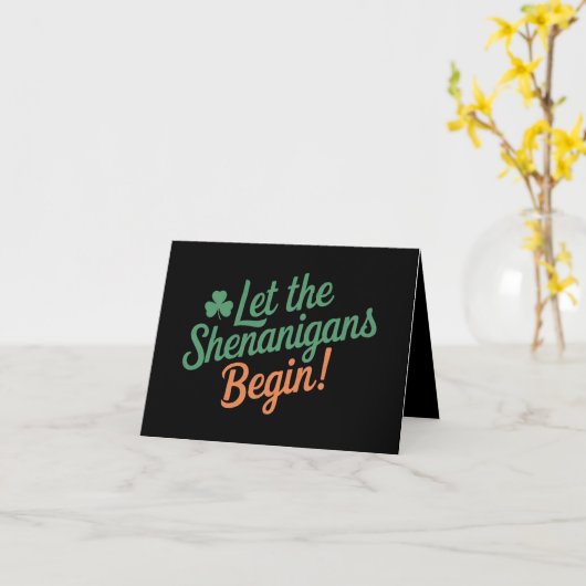 De Shenanigans moeten beginnen met de grappige Ier Kaart (Gele Bloem)