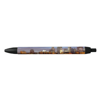 De skyline van Chicago van het Adler Planetarium Zwarte Inkt Pen