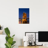 De skyline van Cincinnati, Ohio, USA bij schemerin Poster (Thuiskantoor)