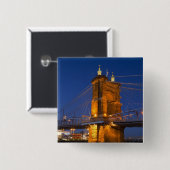 De skyline van Cincinnati, Ohio, USA bij schemerin Vierkante Button 5,1 Cm (Voorkant /achterkant)