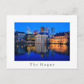 De skyline van Den Haag op blauw-uur wit briefkaar Briefkaart (Voorkant)