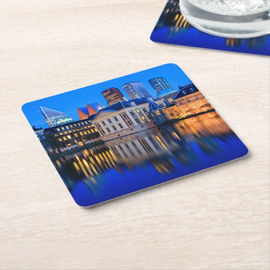 De skyline van Den Haag op het onderzetter van een (Schuin)