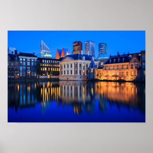 De skyline van Den Haag op het poster van een blau (Voorkant)