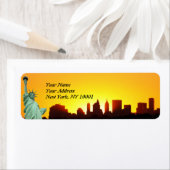 De skyline van New York City en het Vrijheidsbeeld Etiket (Insitu)