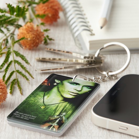 De Sleutelhanger Iron Locket (Voorkant Rechts)