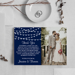 De slingerlichtjes op Navy Blue Trouwcollectie Bedankkaart