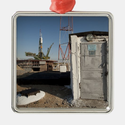 De Sojoez raket kort na aankomst 2 Metalen Ornament (Voorkant)