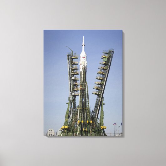 De Soyuz-raket wordt in positie 4 geplaatst Canvas Afdruk (Voorkant)