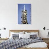 De Soyuz-raket wordt in positie gebracht Canvas Afdruk (Insitu (Slaapkamer))