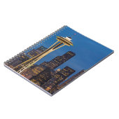 De Space Needle en het centrum van Seattle Notitieboek (Linkerzijde)