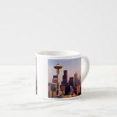 De Space Needle is een toren in Seattle Espresso Kop (Voorkant rechts)