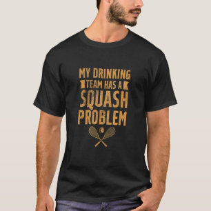 De Speler van het uitsteken Mijn Drink Team heeft T-shirt