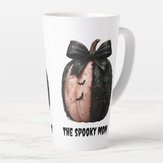De Spooky Mom Halloween Pumpkin Latte Mok (Rechterhoek)