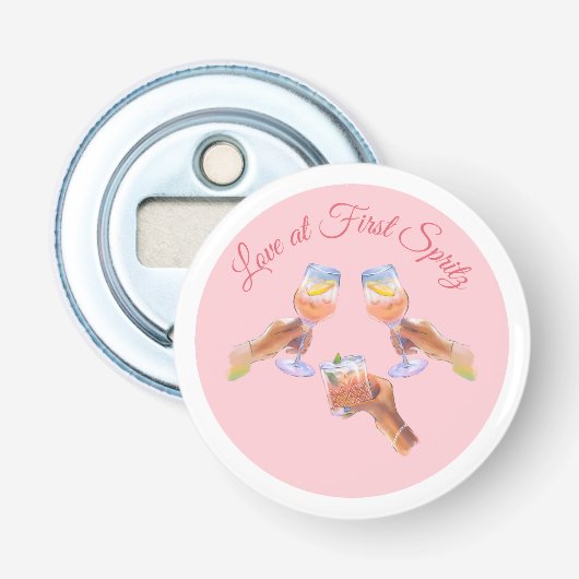 De Spritz Squad | Aperol Meisjesuitje Thema Button Flesopener (Voorkant)
