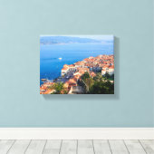 de stad Arona en het Meer van Maggiore op canvas p Afdruk (Insitu (Houten vloer))