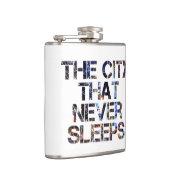 " de stad die nooit slaapt " heupfles (Rechts)